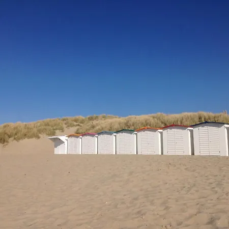 Chic Arty & Cosy 300m From Beach Appartement