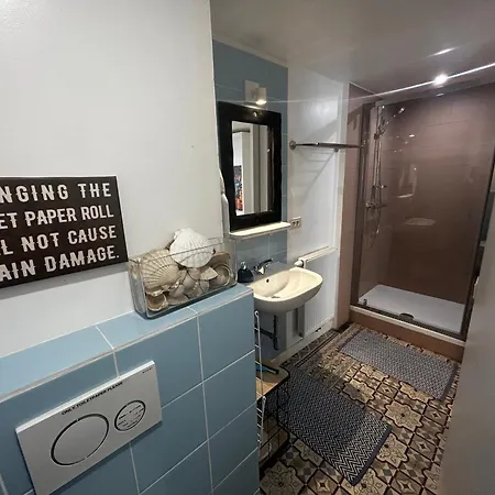 Chic Arty & Cosy 300m From