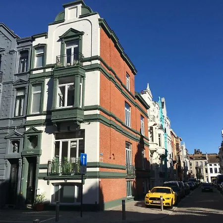 Chic Arty & Cosy 300m From Beach Appartement Ostende